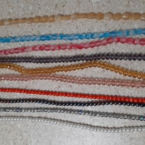 Arts and Crafts 10pc 16" strand glass beads